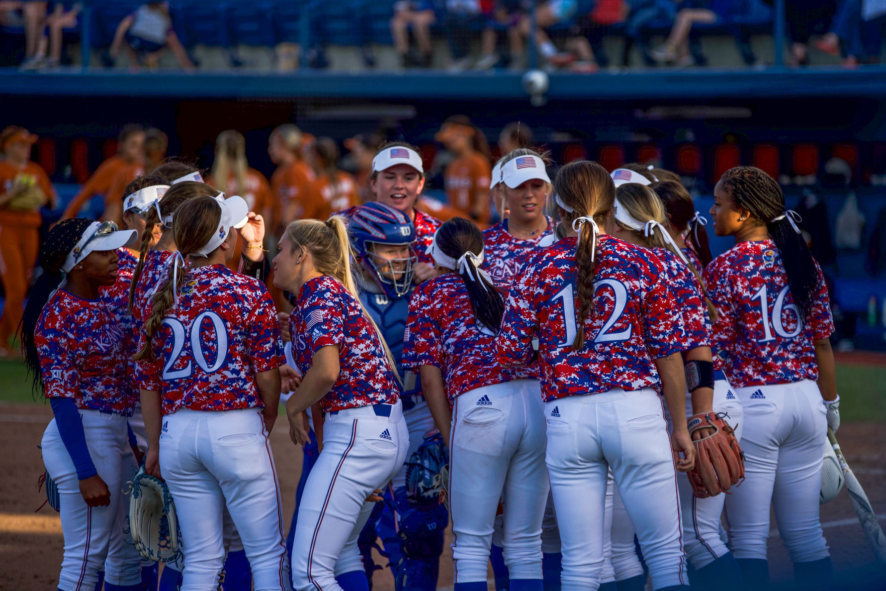 Softball vs Texas